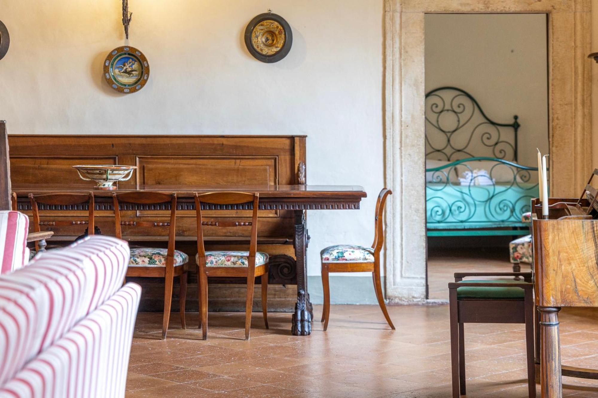 Appartement Palazzo Costanti - A 8 Minuti Dalle Terme à San Quirico dʼOrcia Extérieur photo